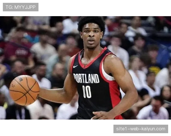 开拓者小个阵容全员换防,斯普利特依对手灵活调整轮换